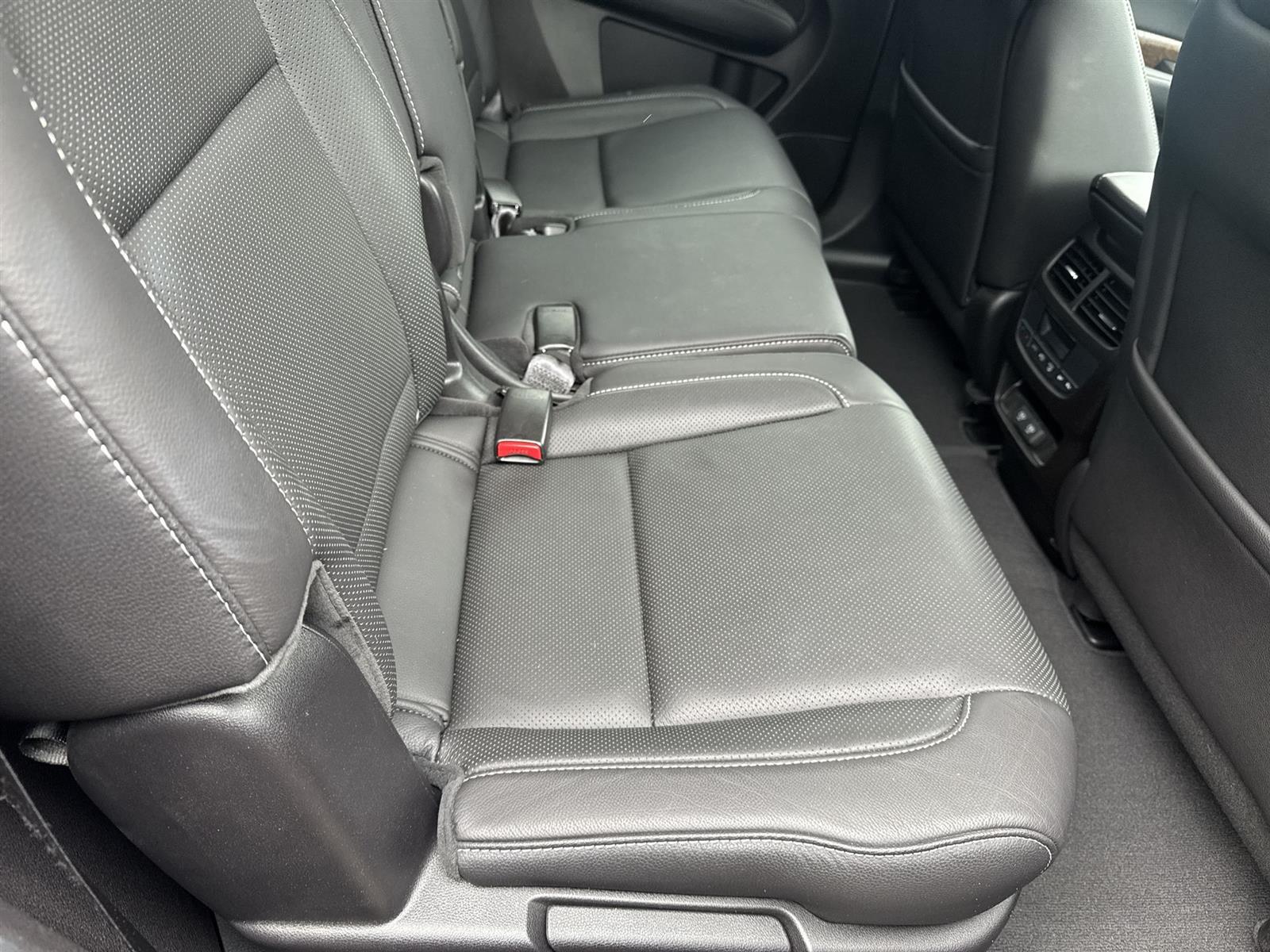 Thumbnail: 2019 Acura MDX - 17