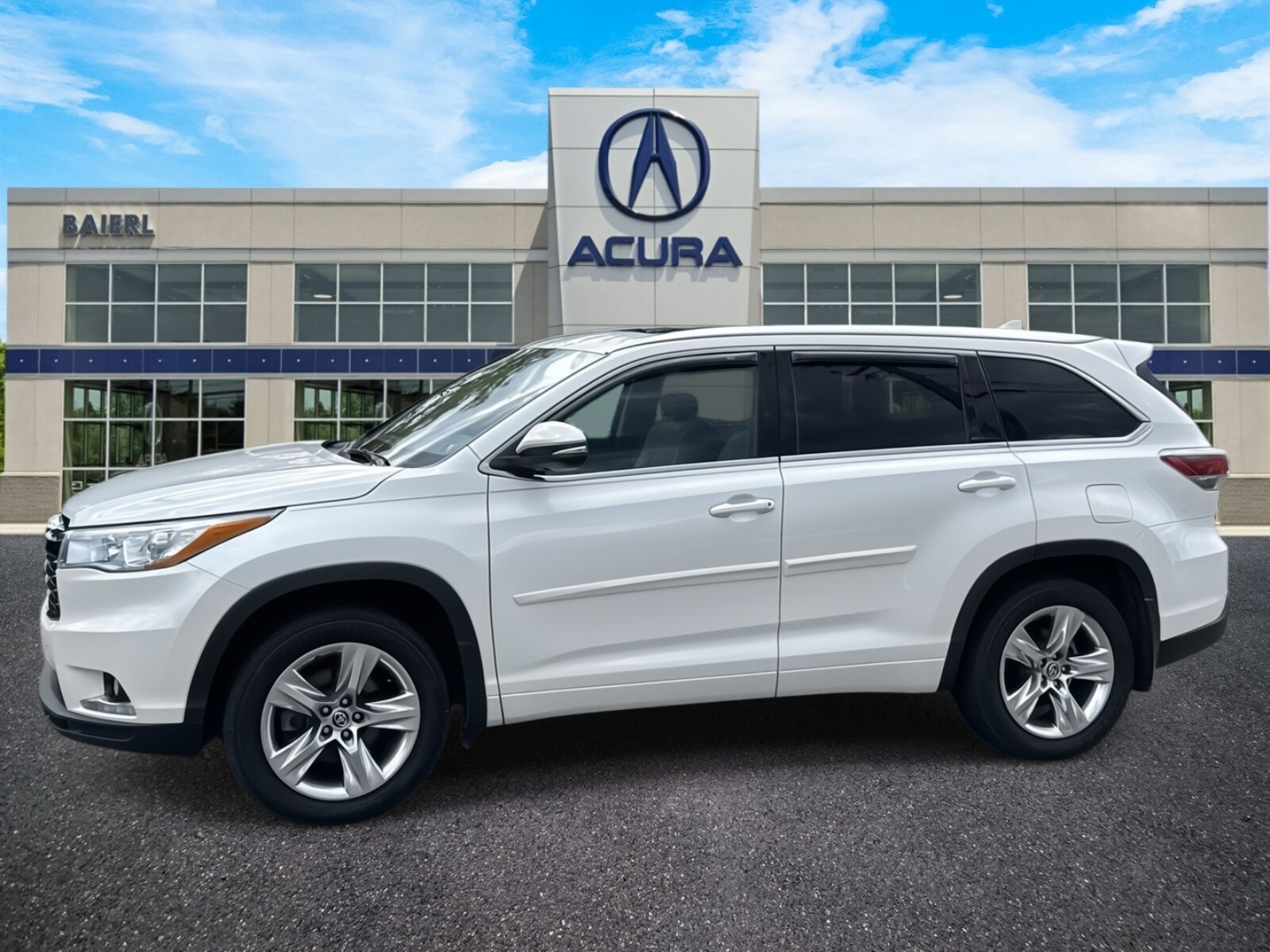 2016 Toyota Highlander Limited photo 2