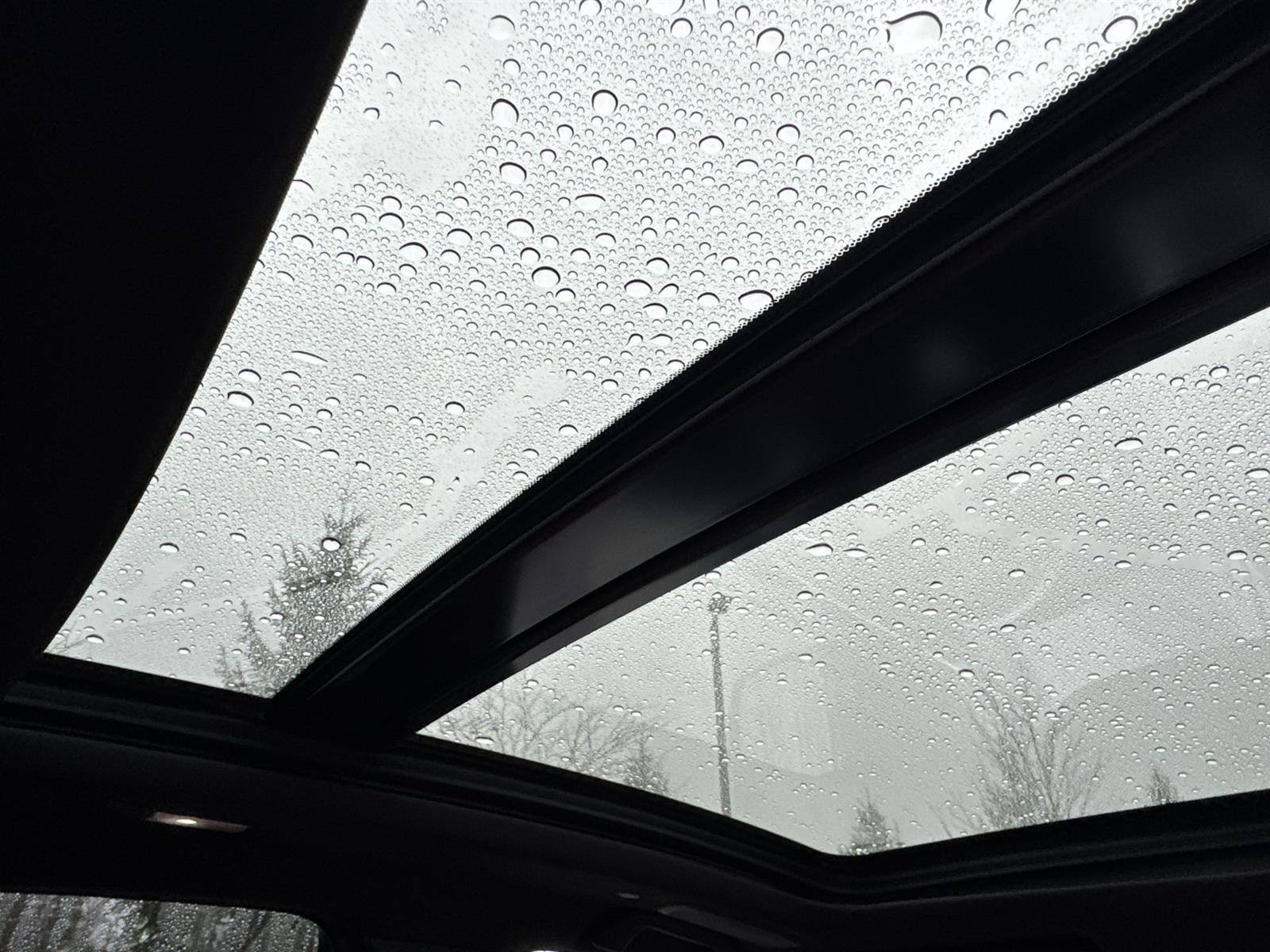 Thumbnail: 2023 Acura RDX - 16