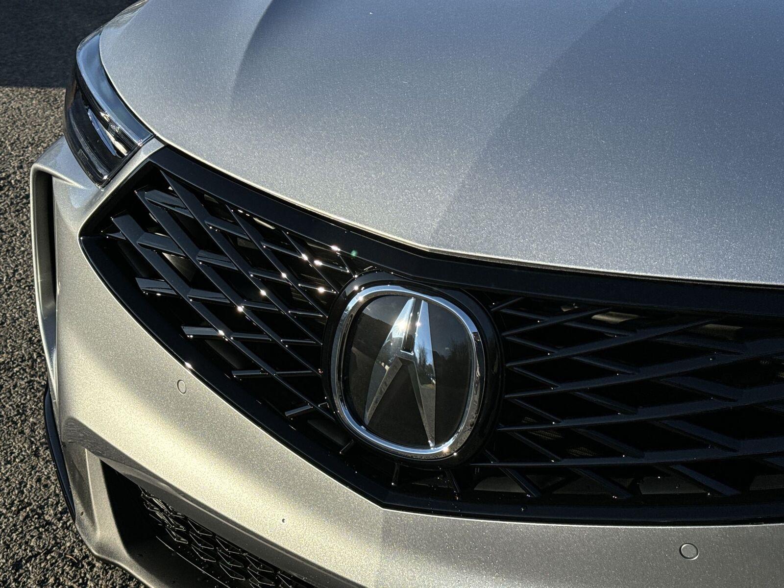 Thumbnail: 2026 Acura RDX - 10