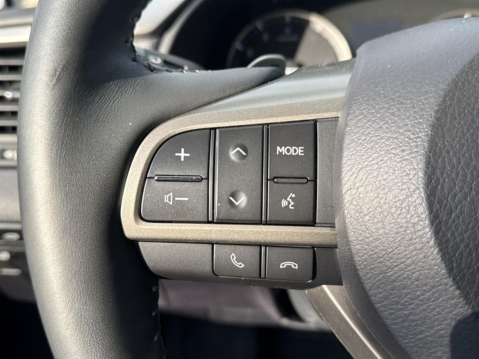 Thumbnail: 2022 Lexus RX - 19