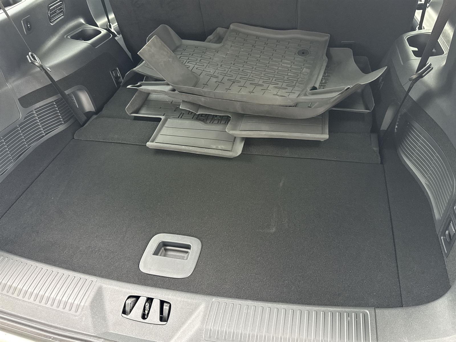 Thumbnail: 2025 Lincoln Aviator - 31