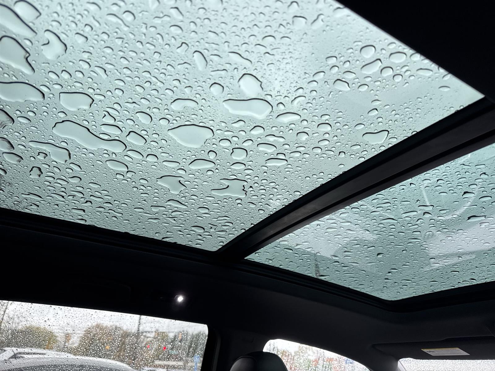 Thumbnail: 2022 Volkswagen Atlas - 16