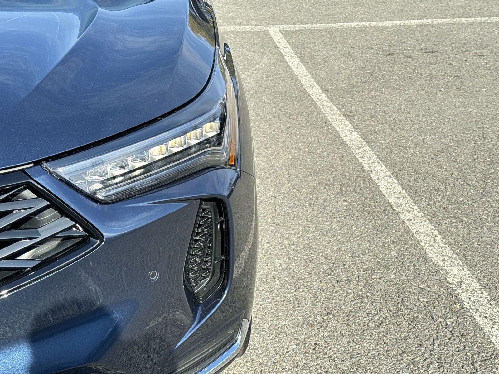 Thumbnail: 2025 Acura RDX - 9