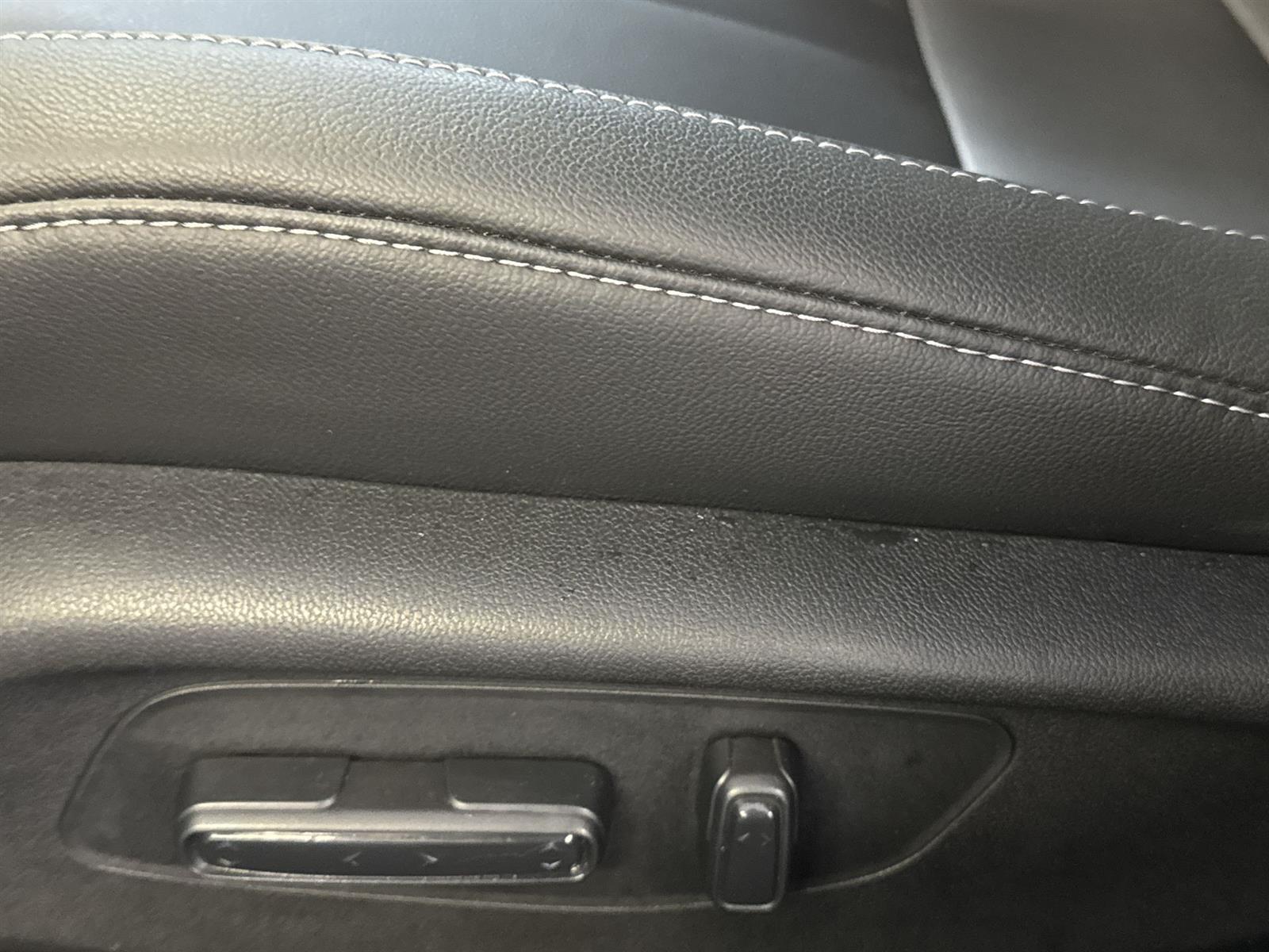 Thumbnail: 2025 Acura Integra - 13