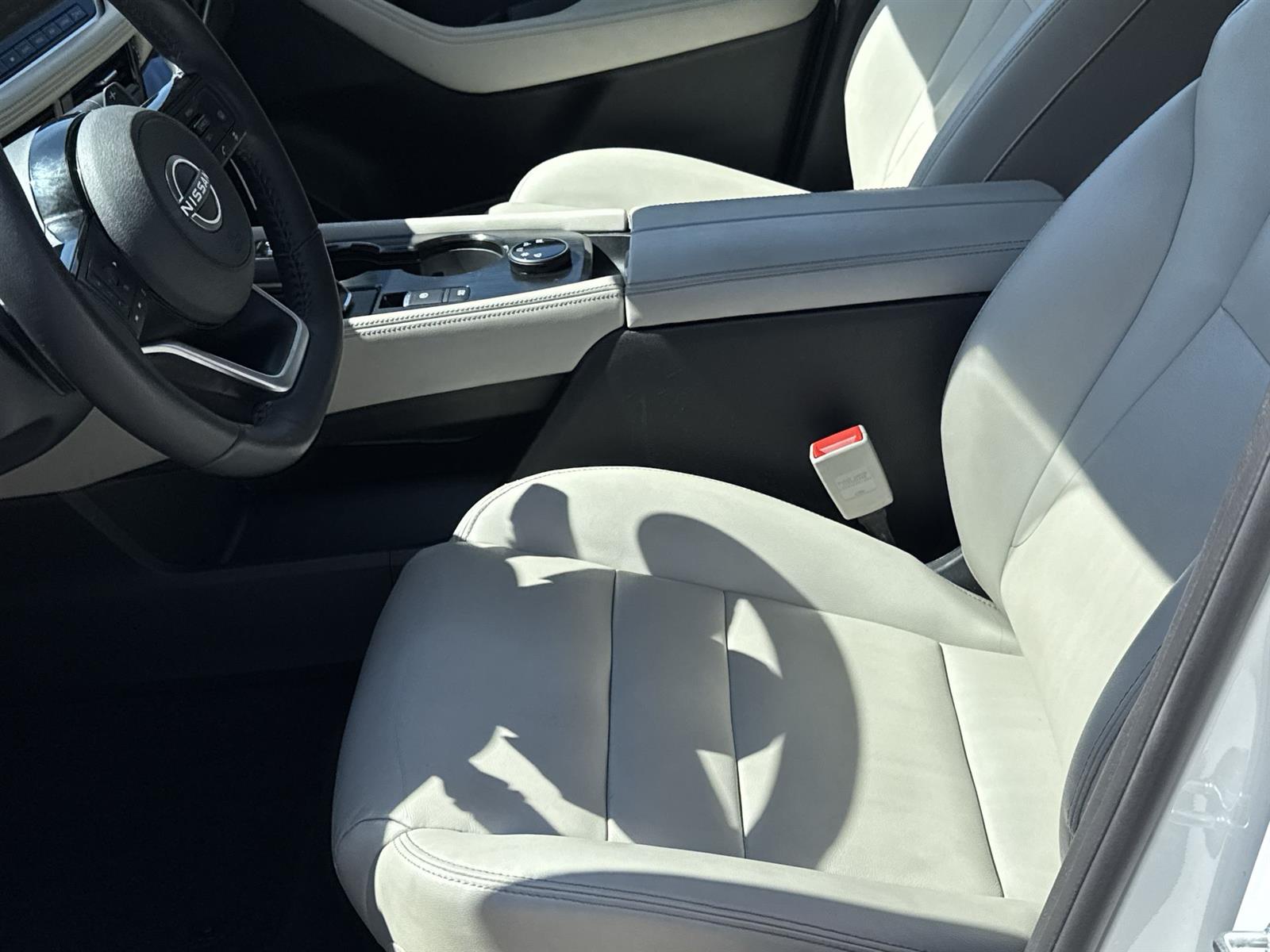 Thumbnail: 2022 Nissan Rogue - 13