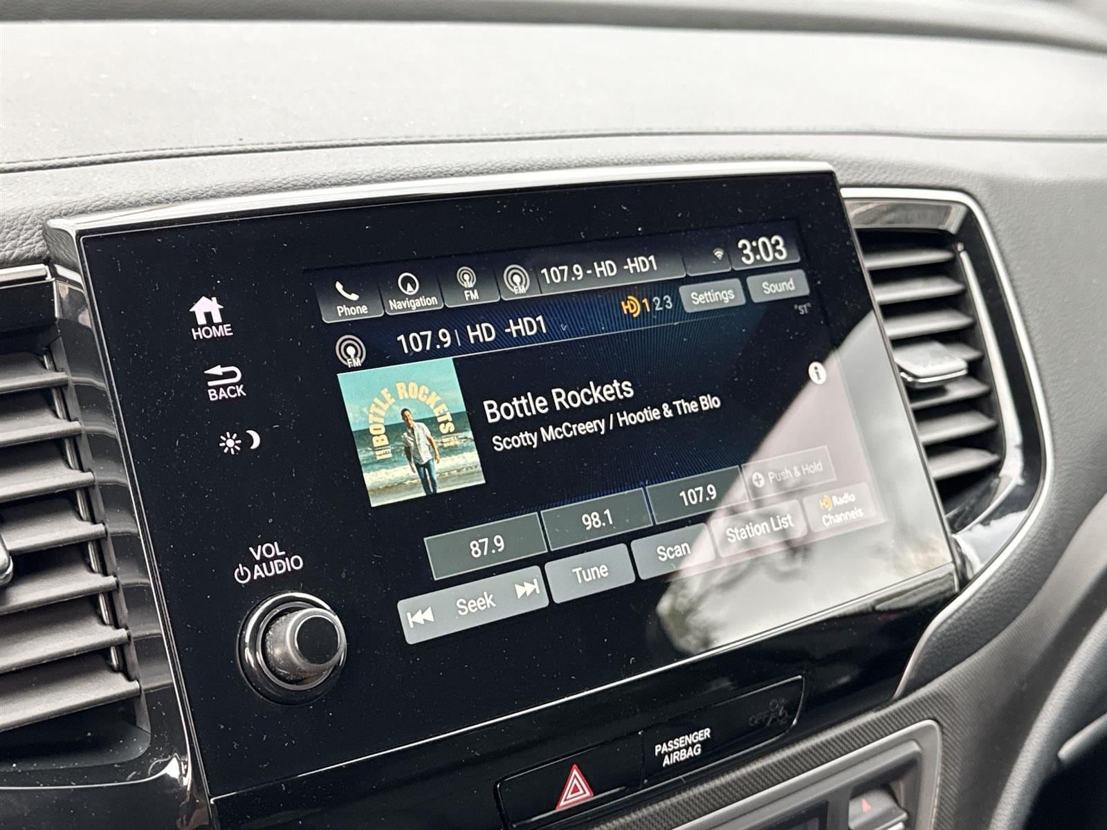 Thumbnail: 2022 Honda Passport - 30