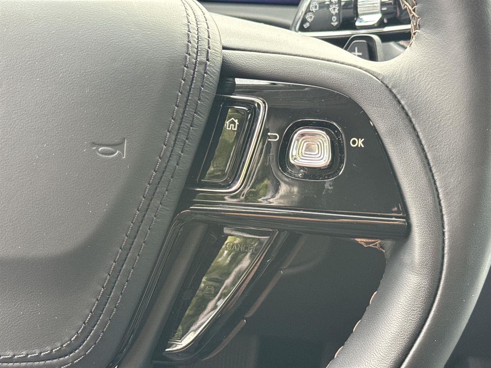 Thumbnail: 2025 Lincoln Aviator - 20