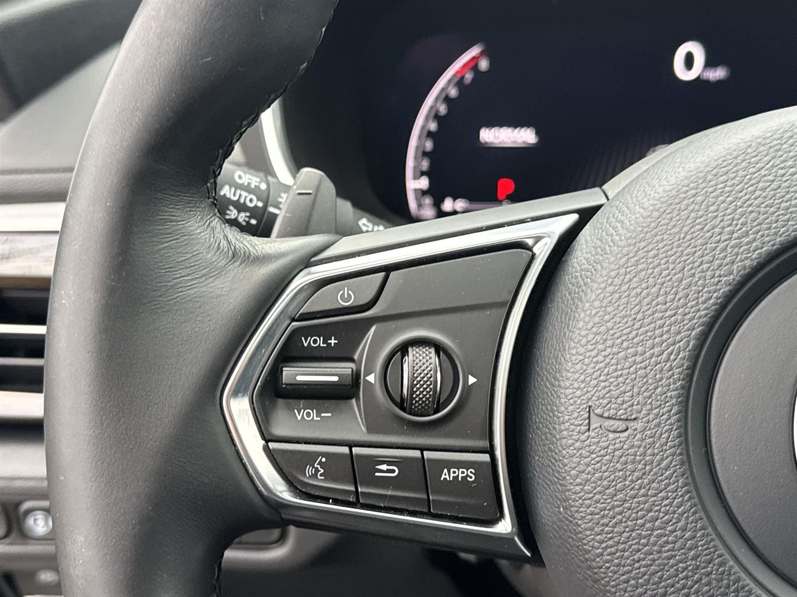 Thumbnail: 2023 Acura MDX - 19