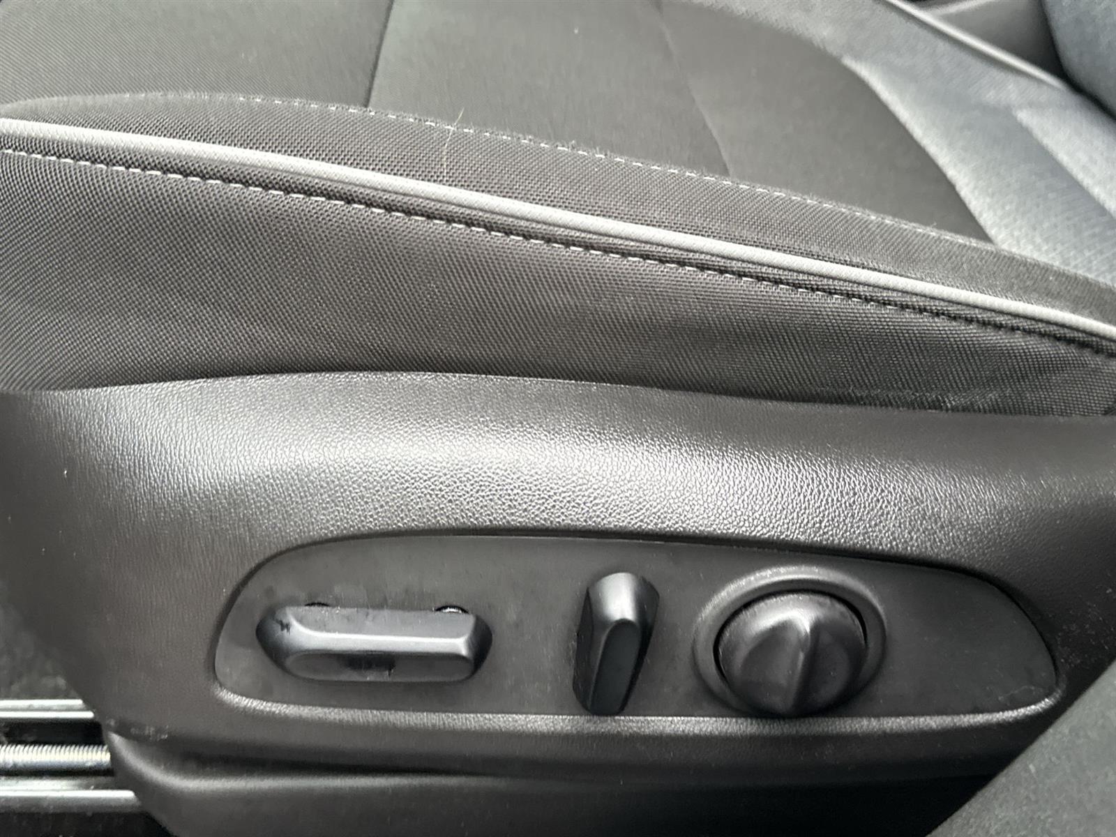 Thumbnail: 2022 Chevrolet TrailBlazer - 12