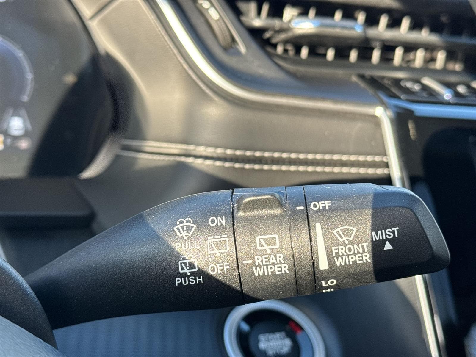 Thumbnail: 2023 Jeep Grand Cherokee - 23