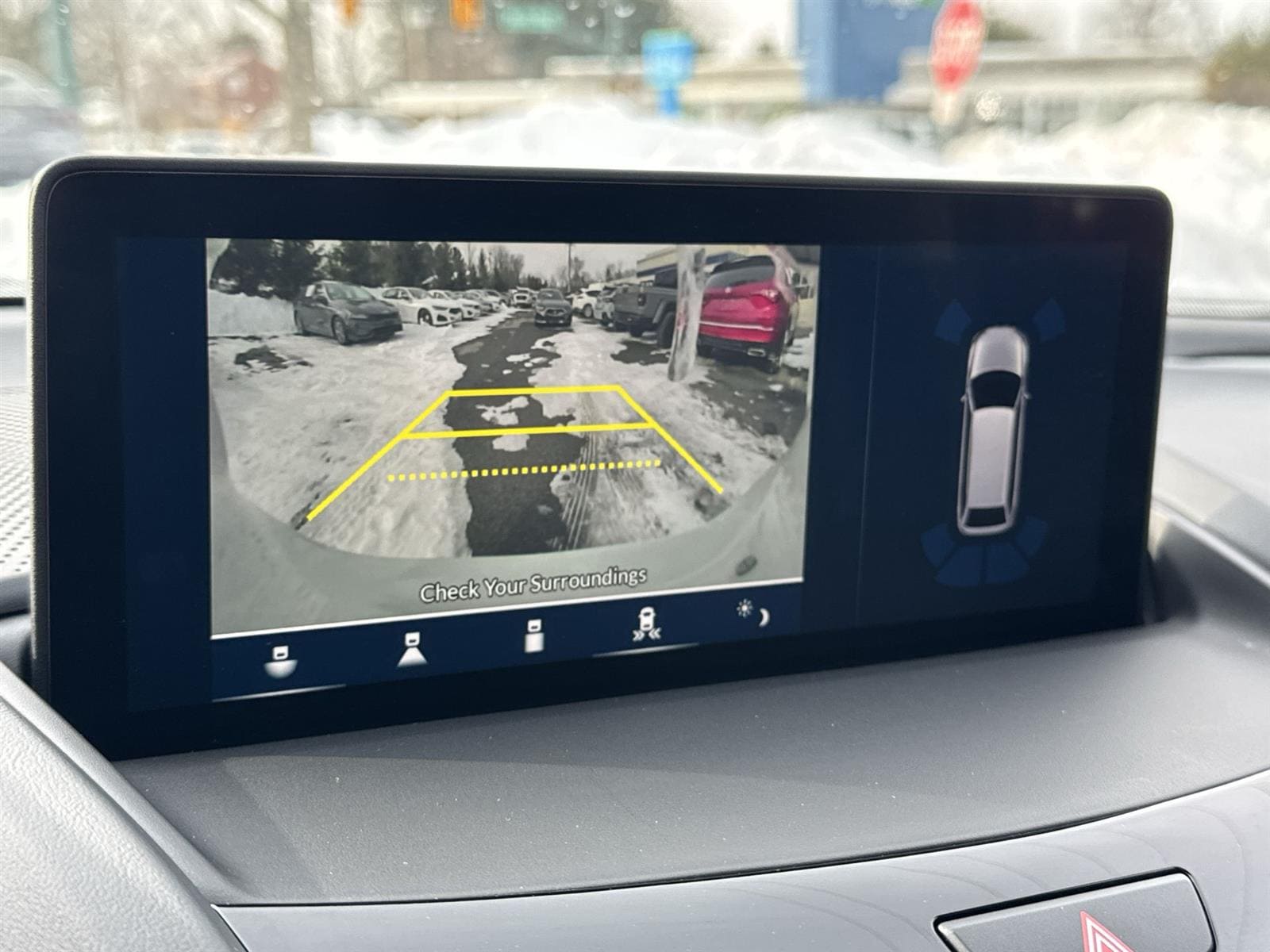 Thumbnail: 2025 Acura RDX - 24