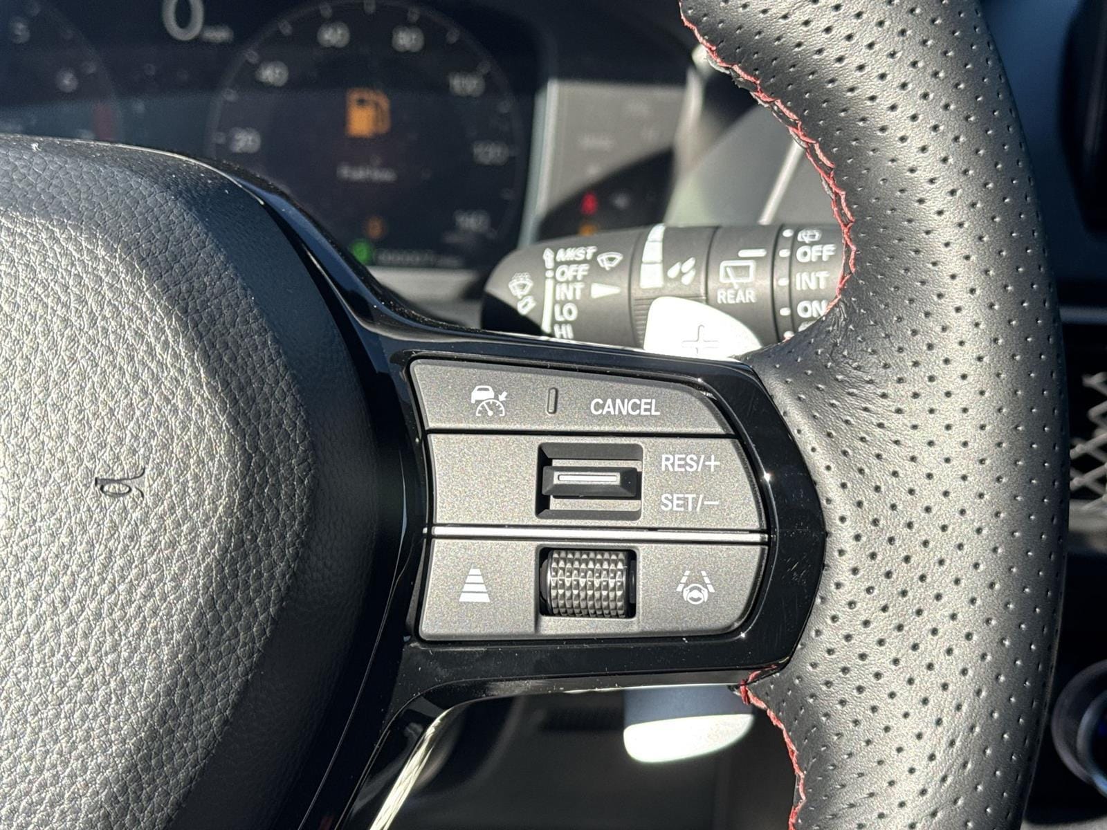 Thumbnail: 2025 Acura ADX - 22