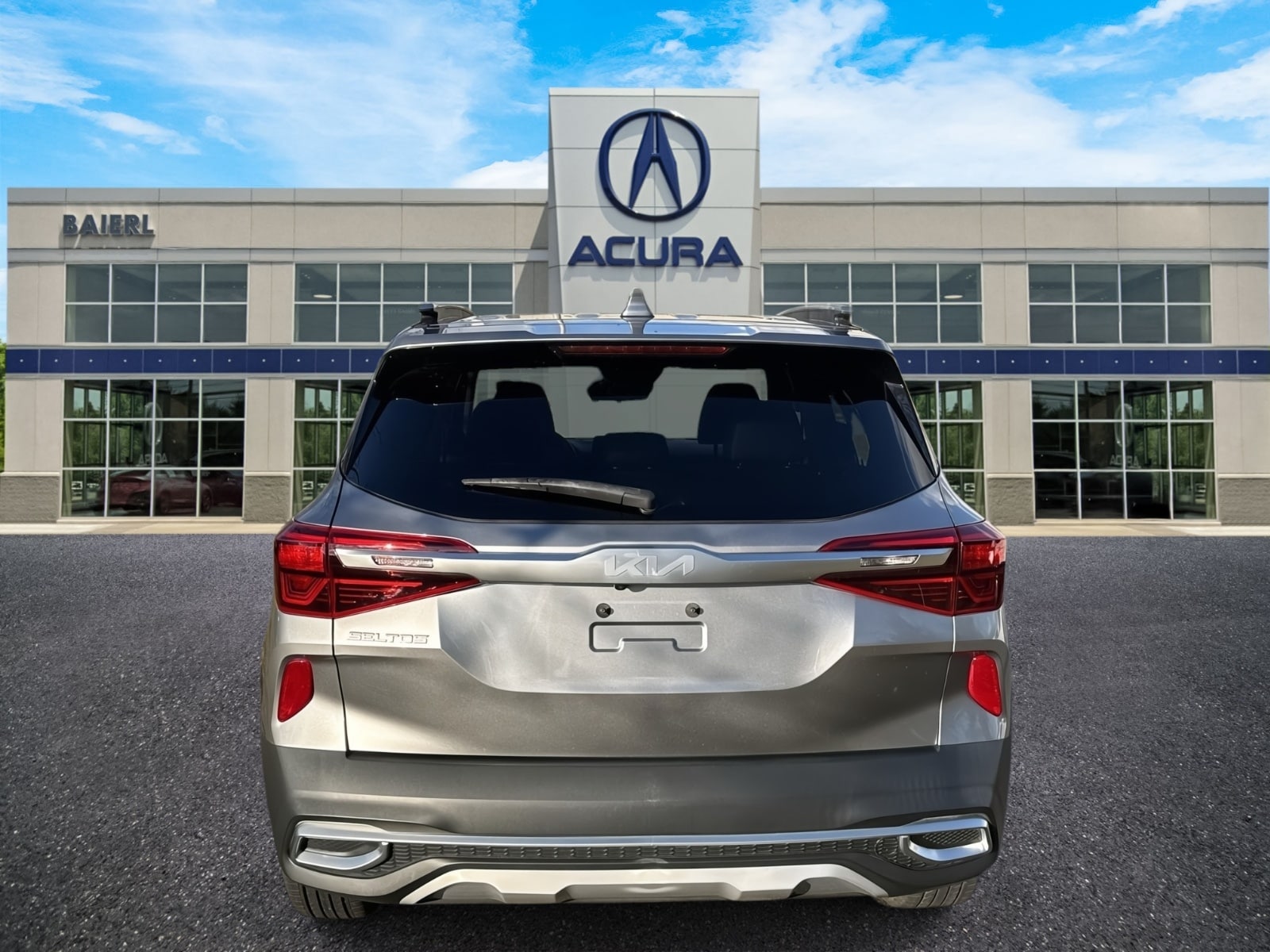 Thumbnail: 2023 Kia Seltos - 5