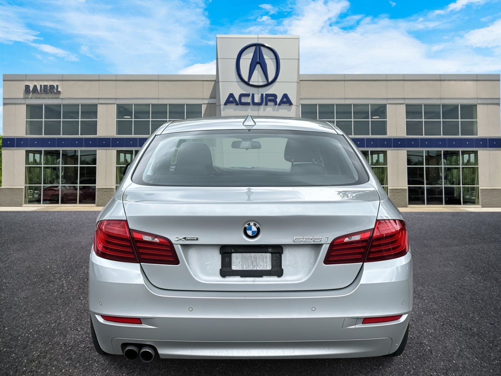 2015 BMW 5 Series 528i xDrive 4