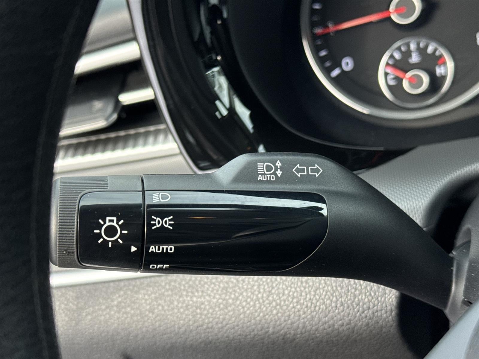 Thumbnail: 2023 Kia K5 - 21