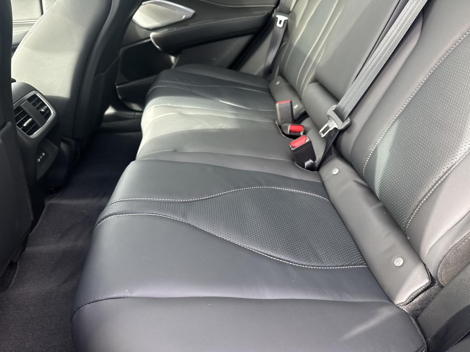 Thumbnail: 2026 Acura RDX - 14