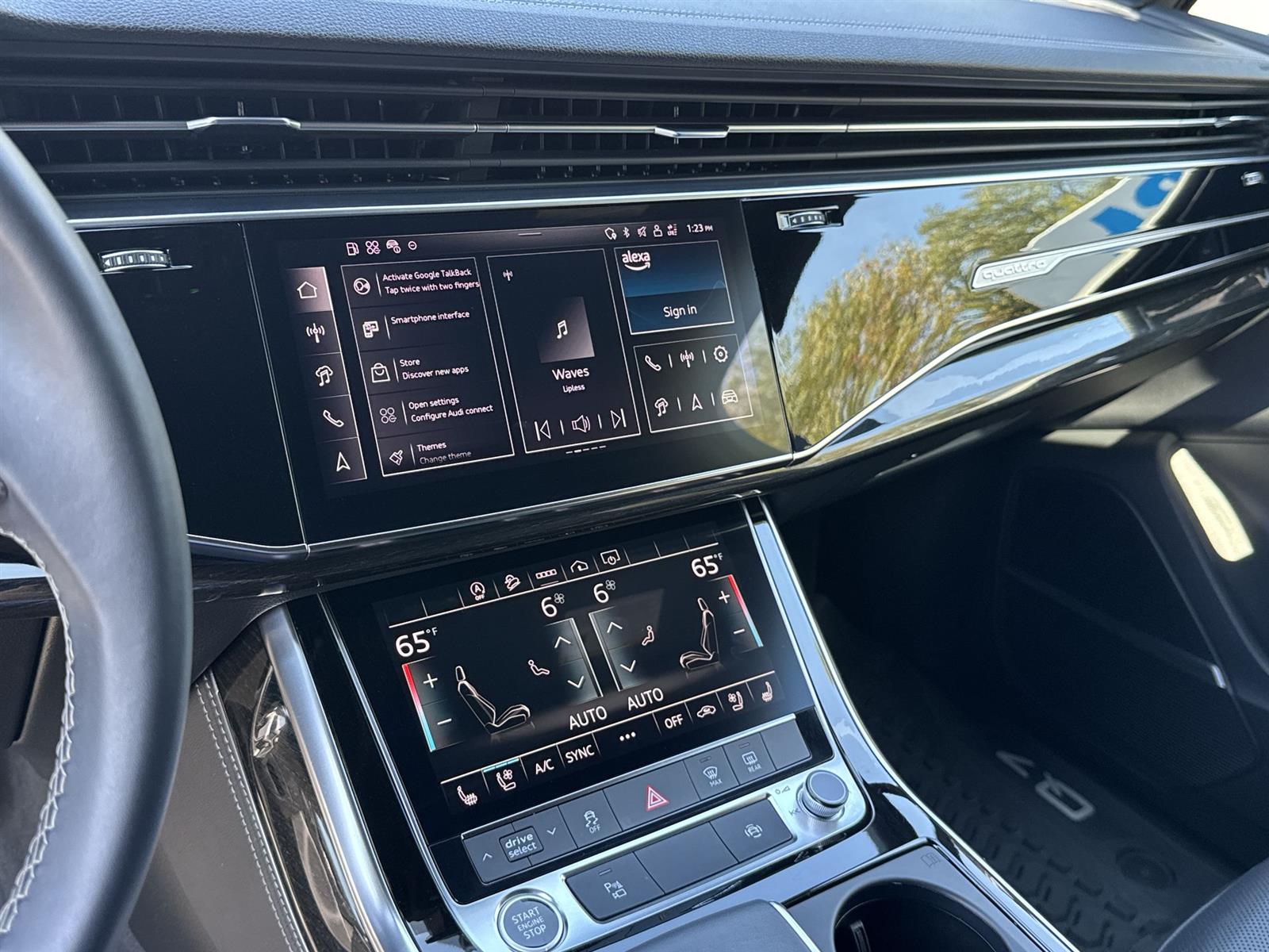 Thumbnail: 2025 Audi Q7 - 23