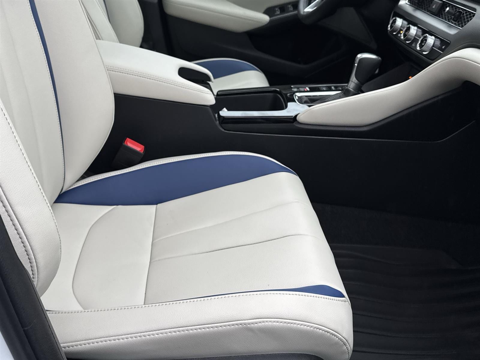 Thumbnail: 2026 Acura Integra - 17