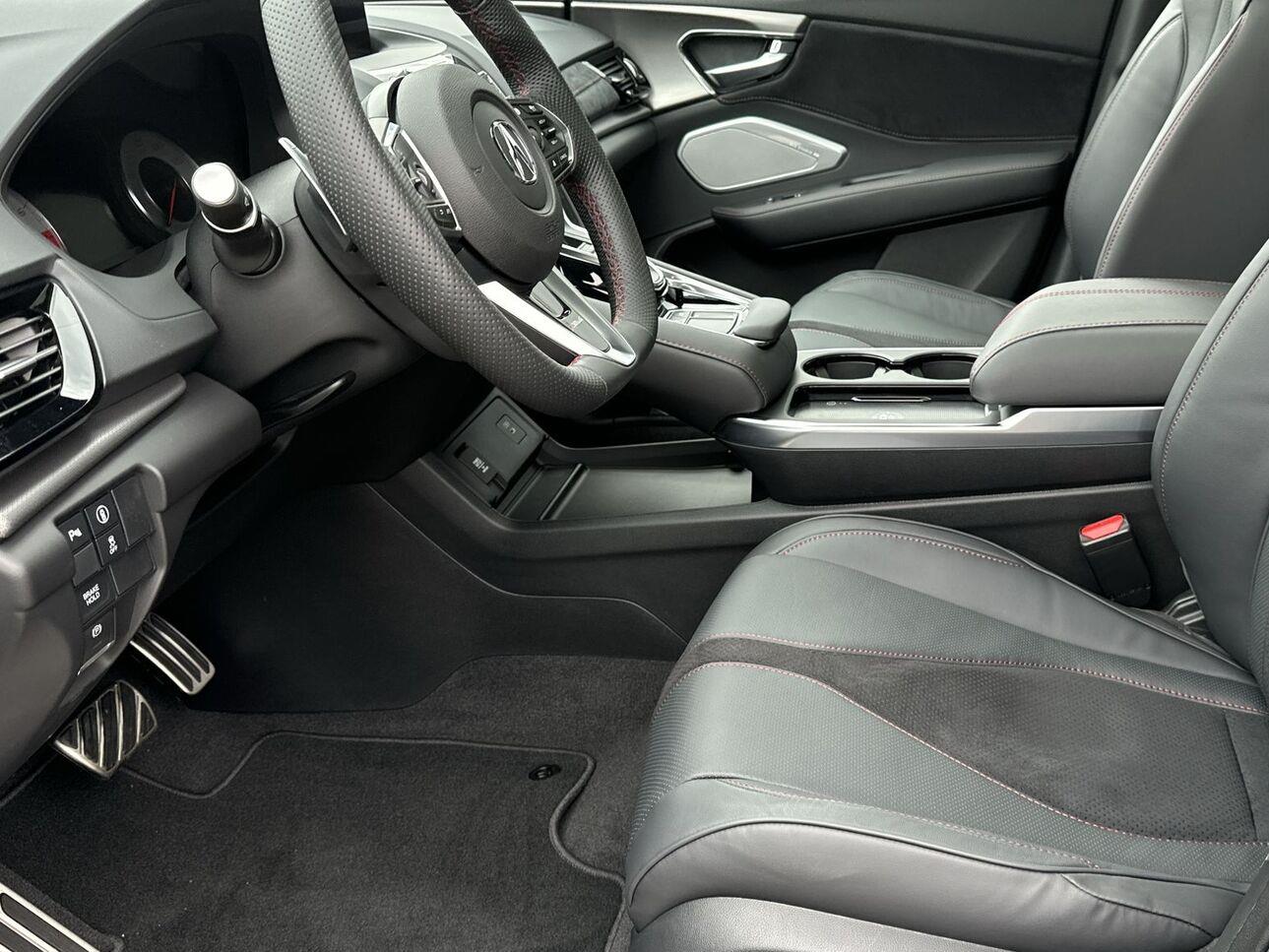 Thumbnail: 2026 Acura RDX - 14