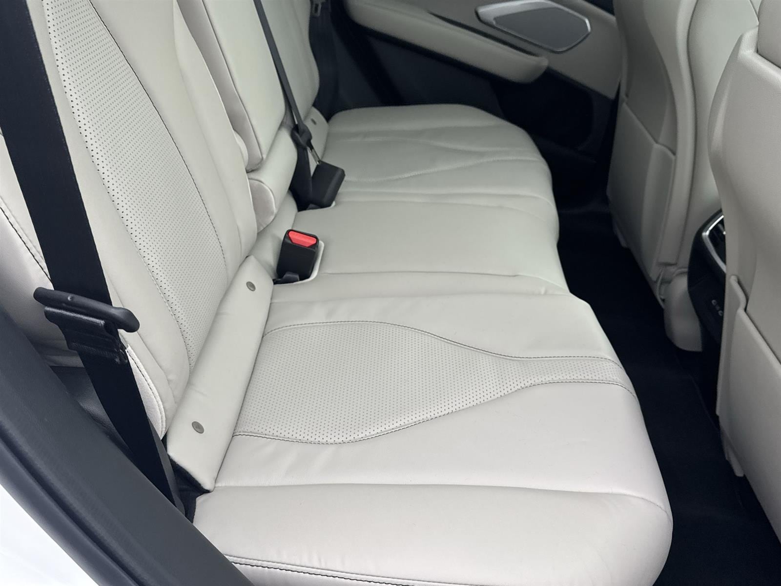 Thumbnail: 2026 Acura RDX - 15