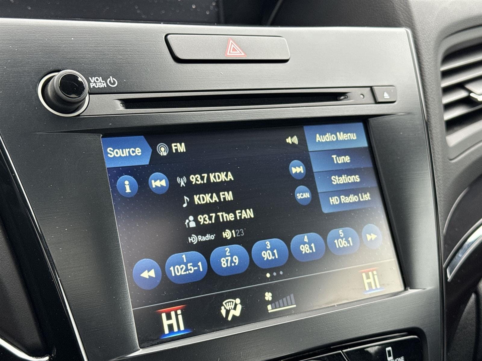 Thumbnail: 2022 Acura ILX - 24