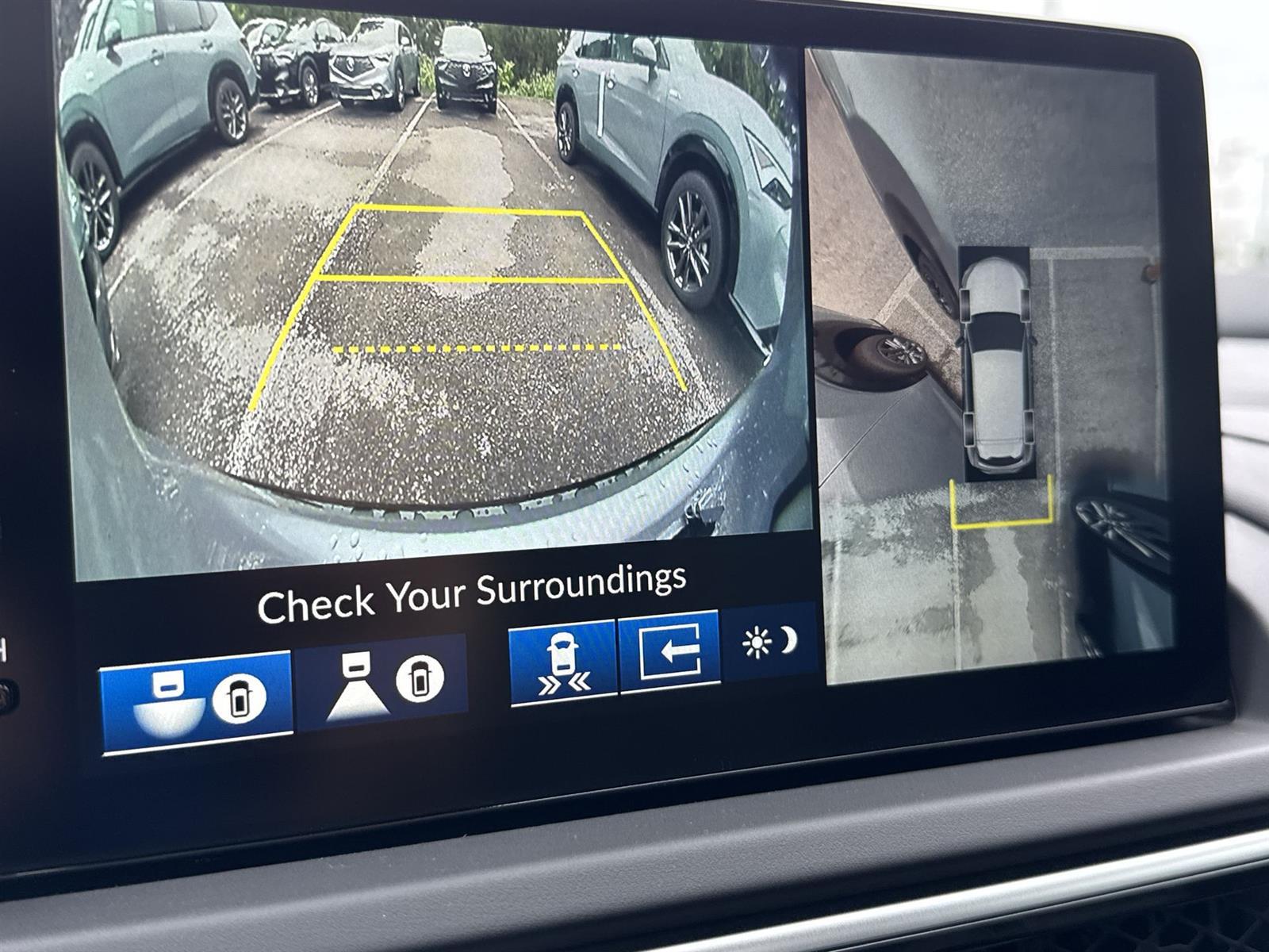 Thumbnail: 2025 Acura ADX - 24