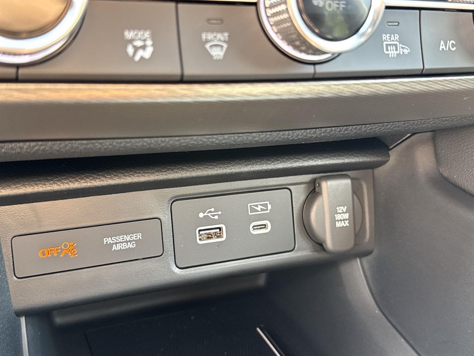 Thumbnail: 2026 Acura Integra - 28