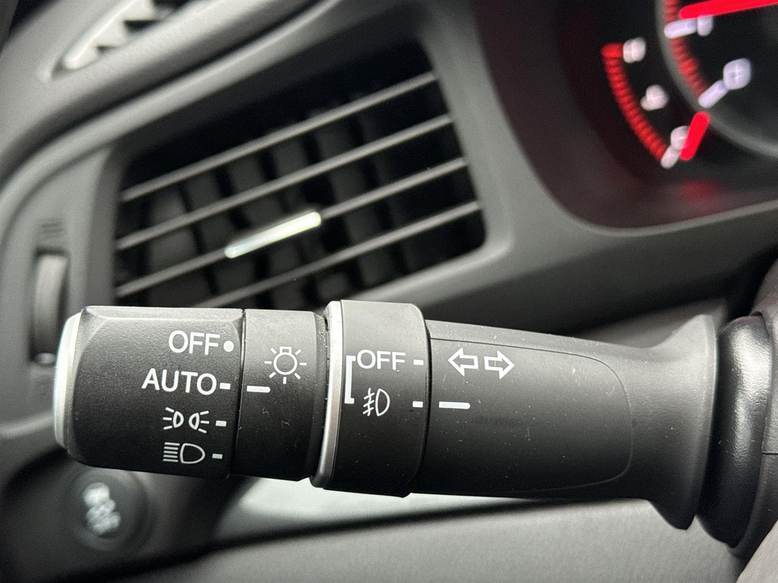 Thumbnail: 2022 Acura ILX - 21