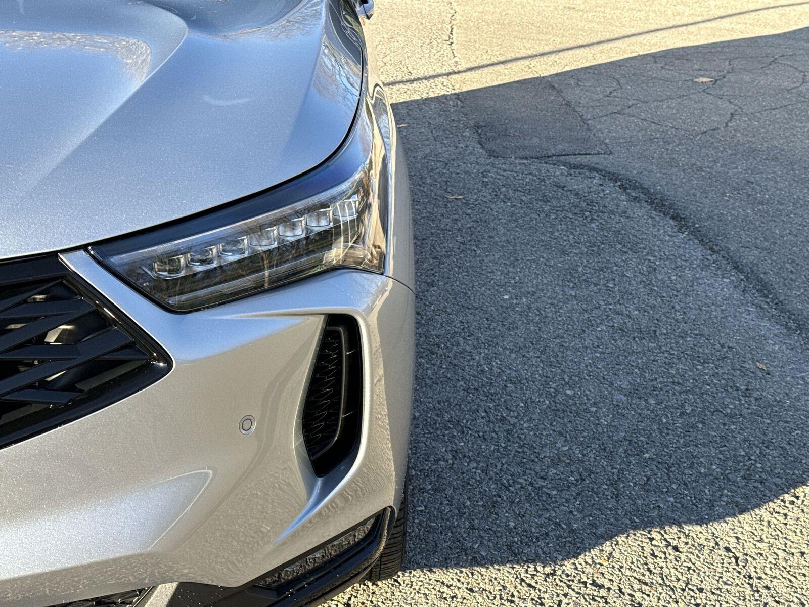 Thumbnail: 2026 Acura RDX - 9