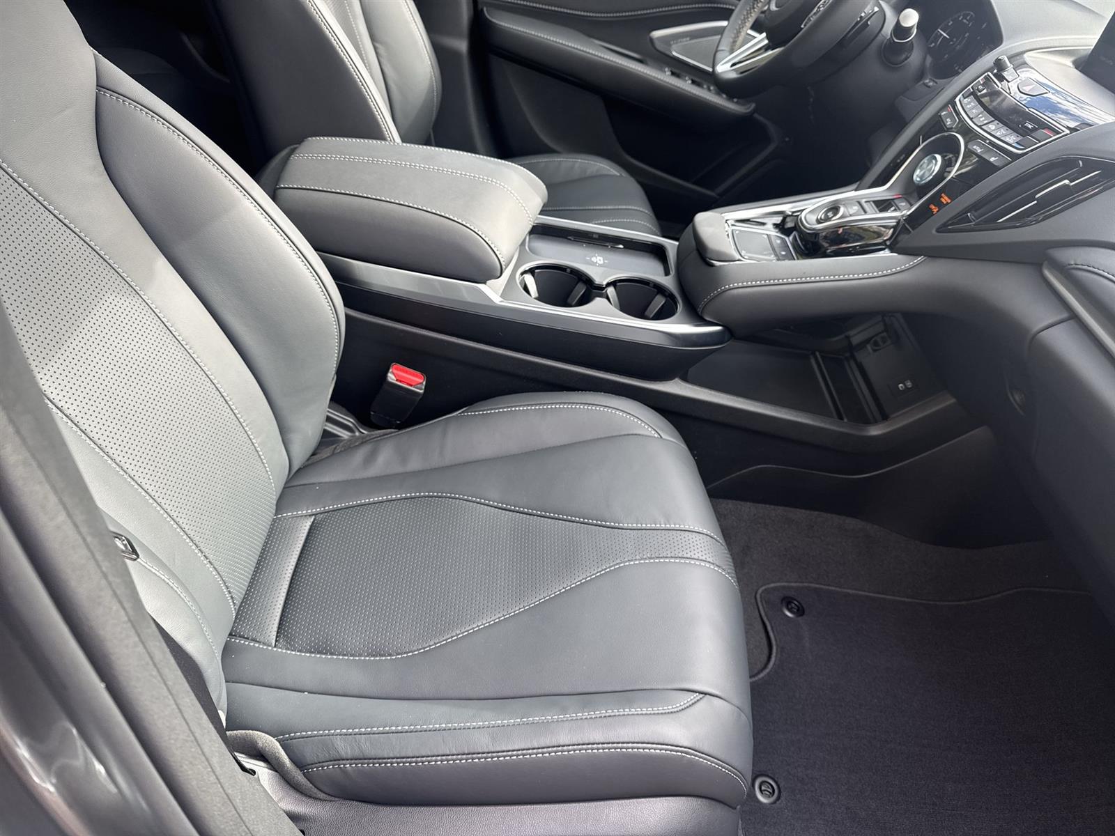 Thumbnail: 2026 Acura RDX - 17