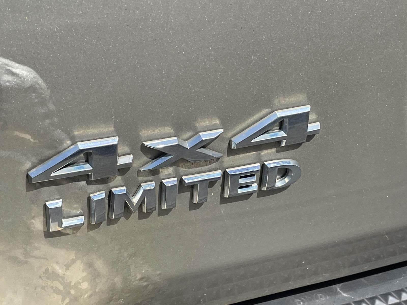 Thumbnail: 2010 Jeep Liberty - 5