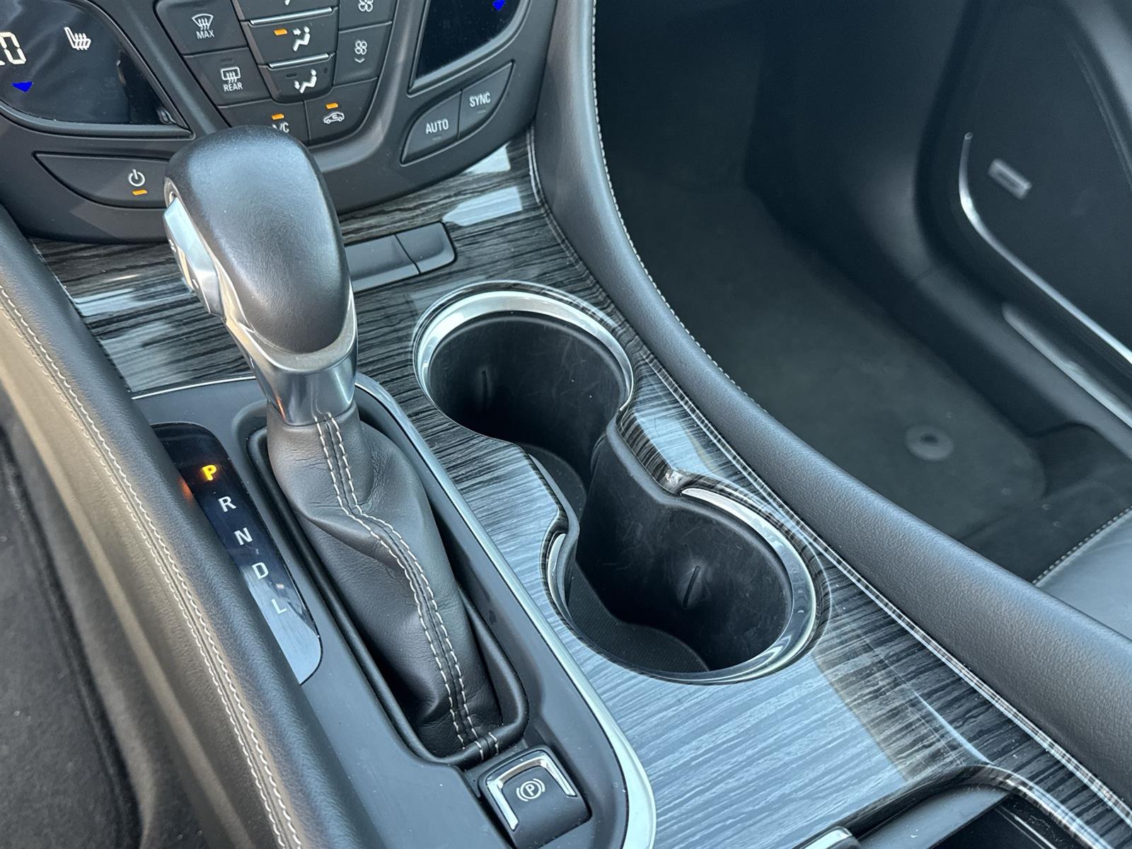 Thumbnail: 2018 Buick Envision - 28
