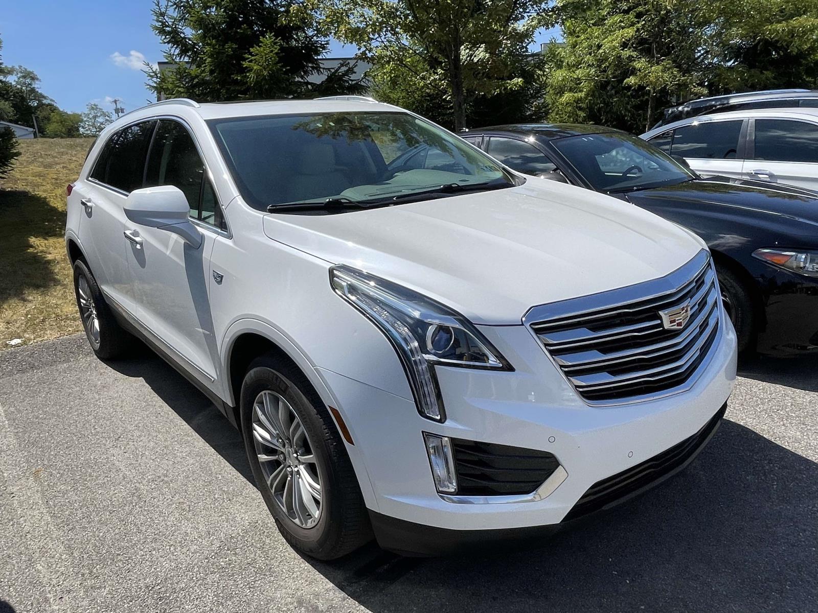 Thumbnail: 2018 Cadillac XT5 - 3