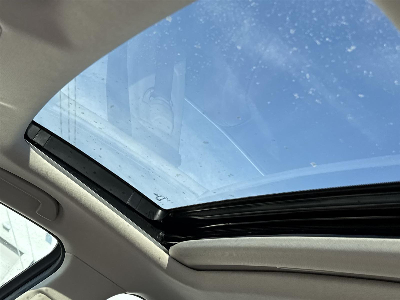 Thumbnail: 2018 Acura TLX - 15