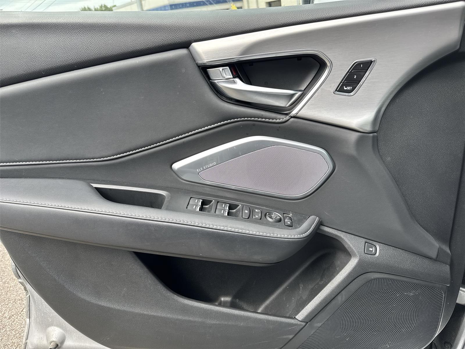 Thumbnail: 2023 Acura RDX - 22