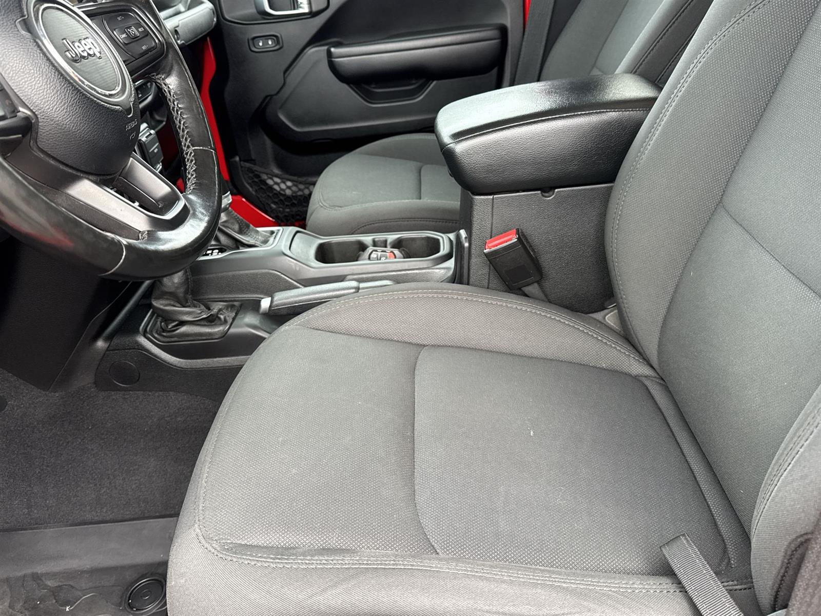 Thumbnail: 2021 Jeep Gladiator - 12