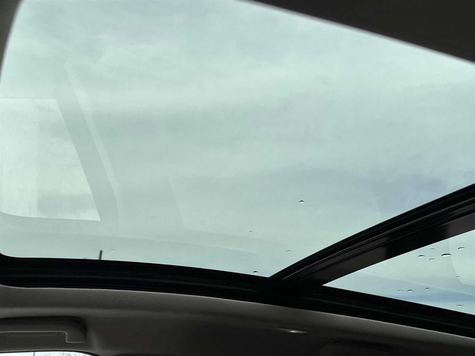 Thumbnail: 2023 Acura MDX - 13