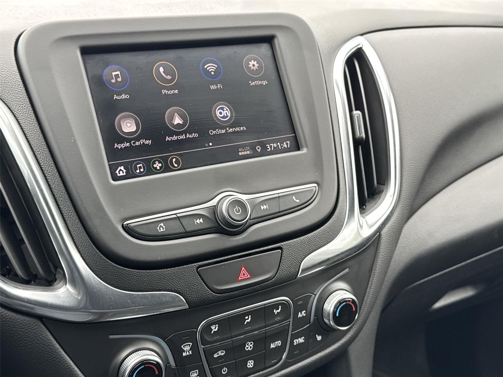 Thumbnail: 2021 Chevrolet Equinox - 21