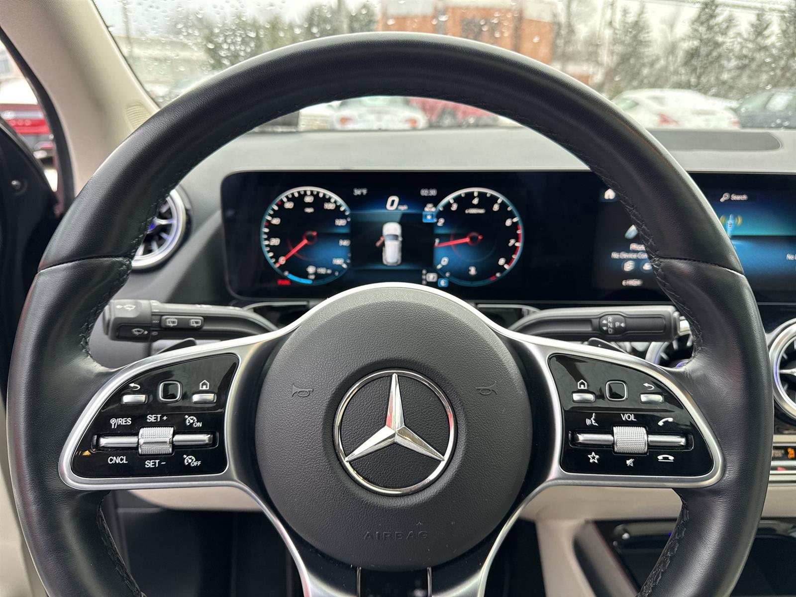 Thumbnail: 2023 Mercedes-Benz GLA - 18