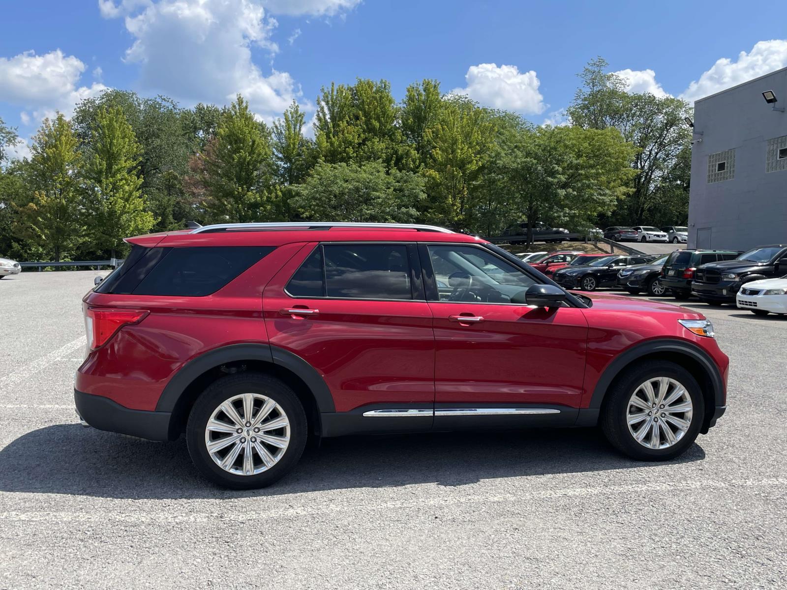 Thumbnail: 2021 Ford Explorer - 6