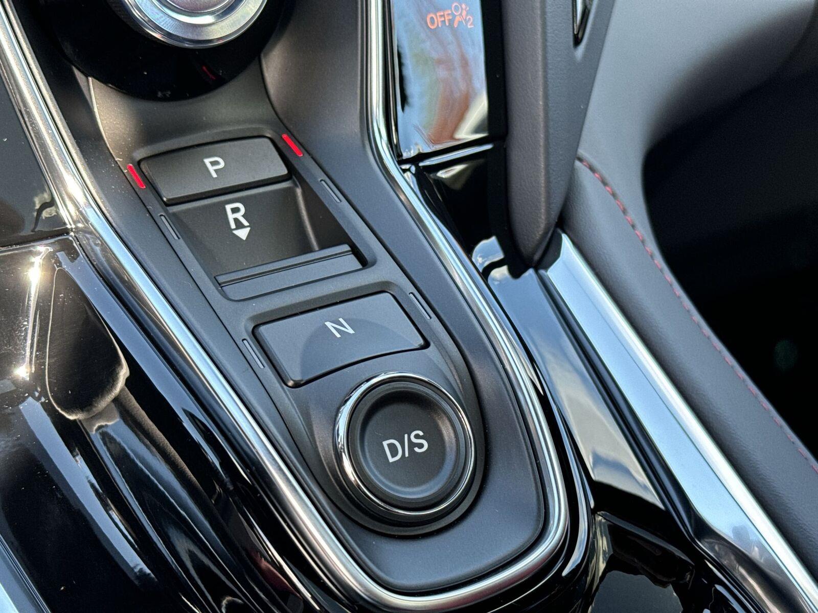 2025 Acura RDX Base 32