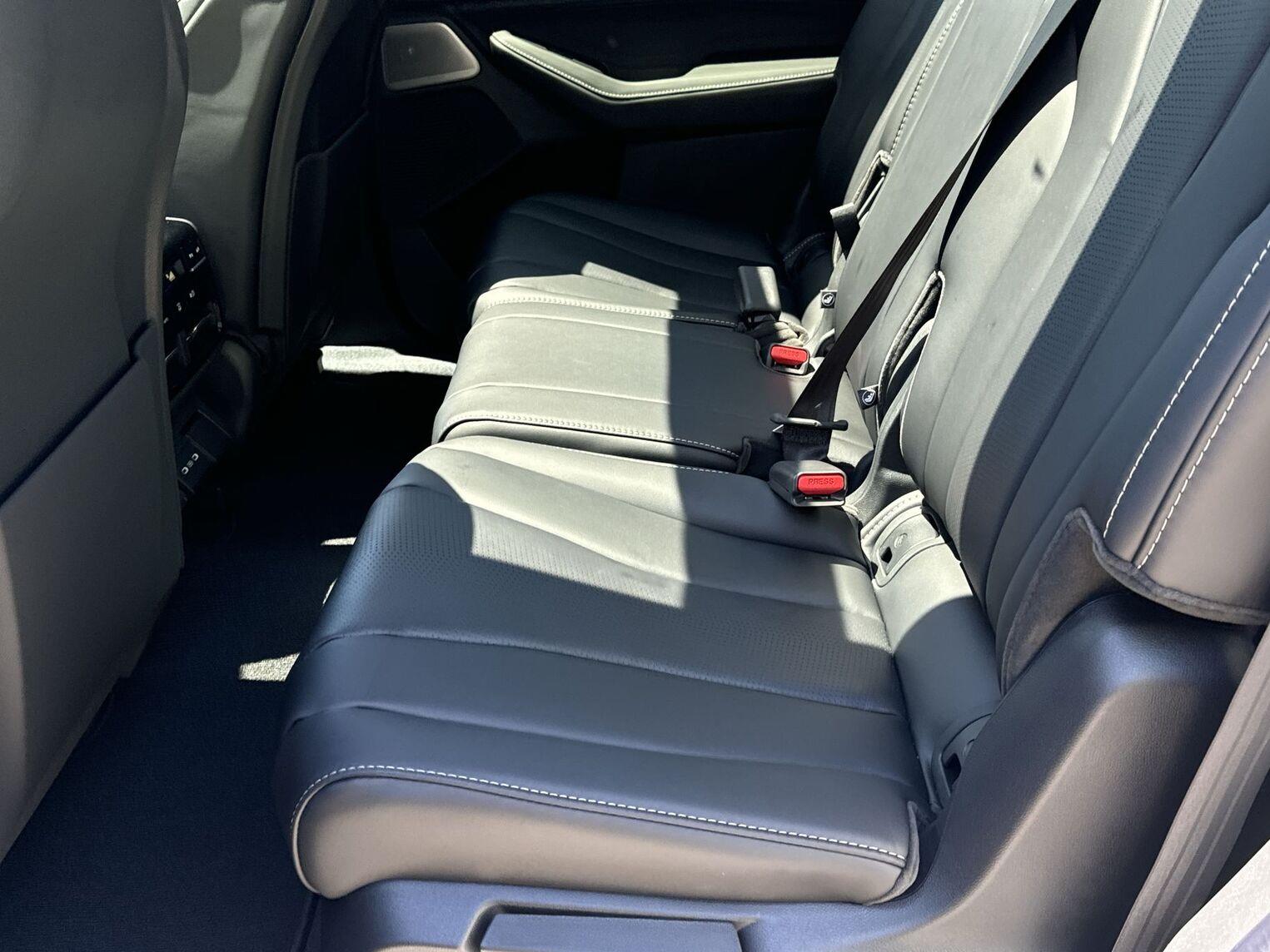 2026 Acura MDX Technology Package - Photo 16