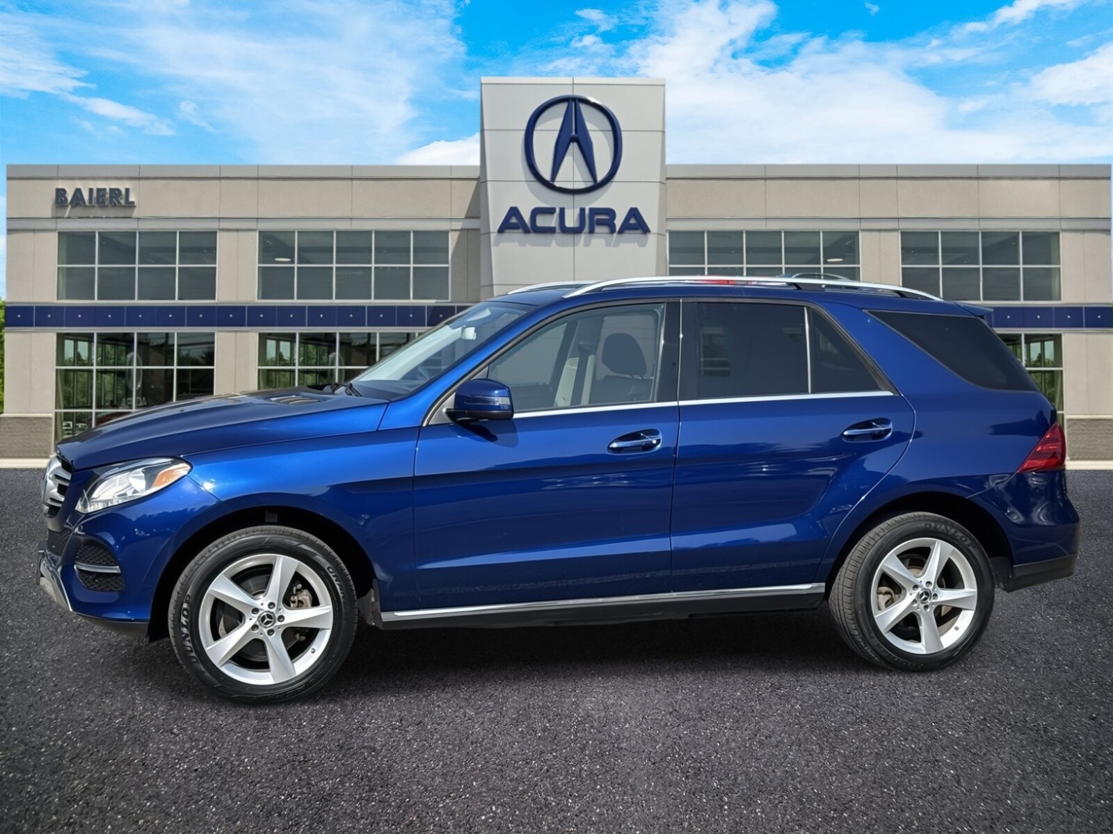 2018 Mercedes Benz GLE 350 photo 2