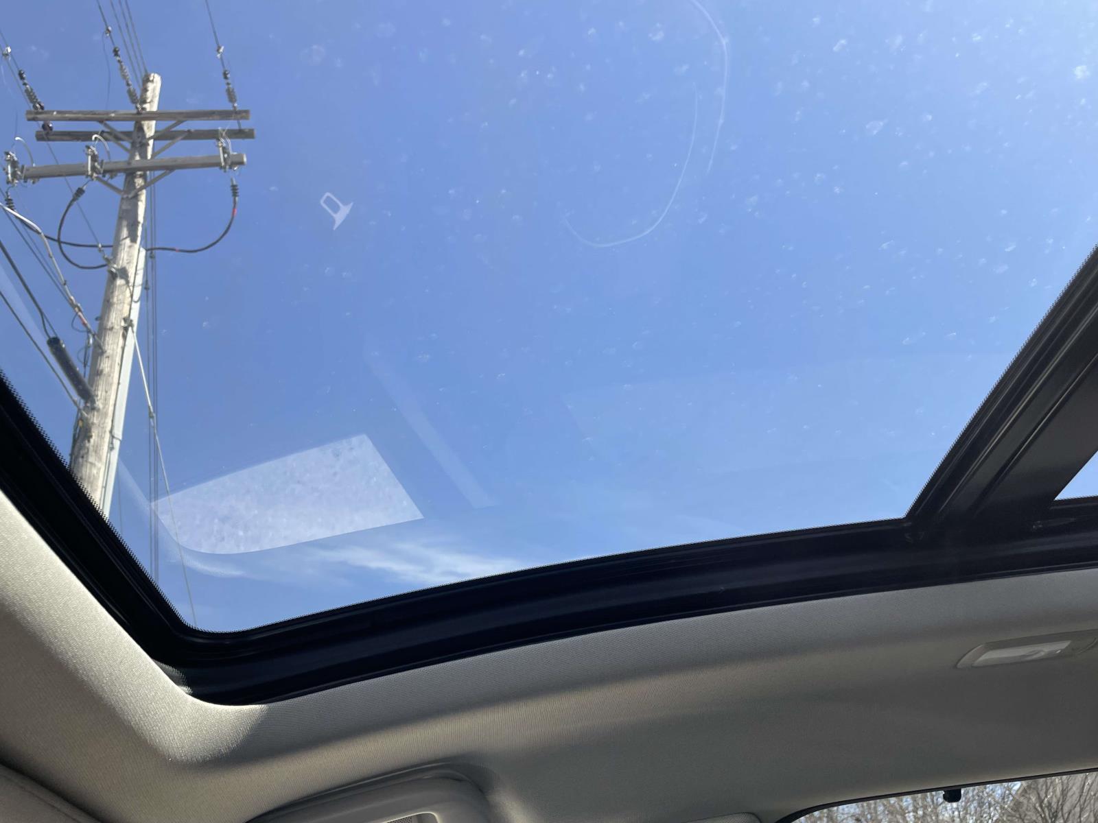 Thumbnail: 2023 Acura MDX - 22