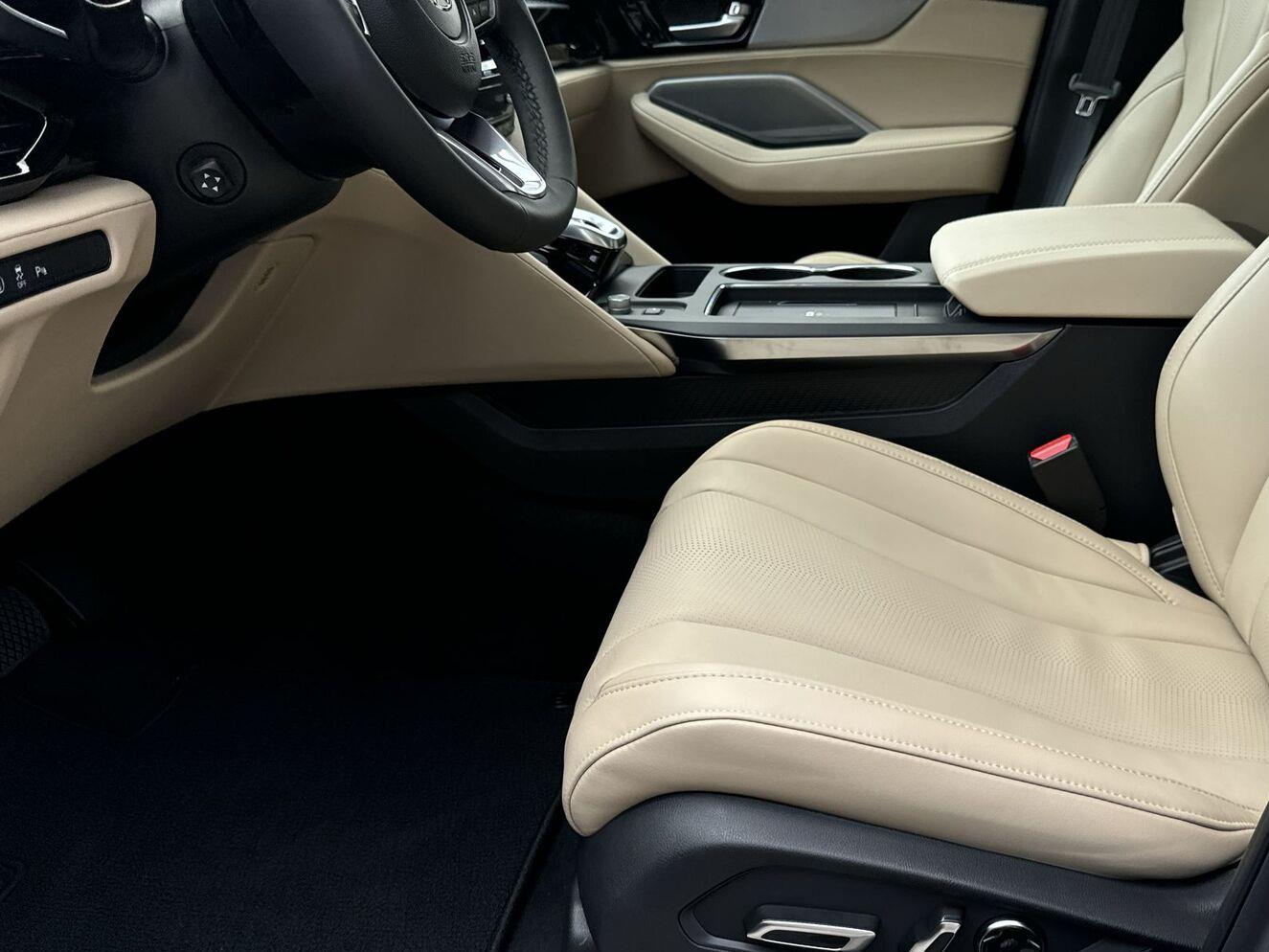 Thumbnail: 2026 Acura MDX - 13