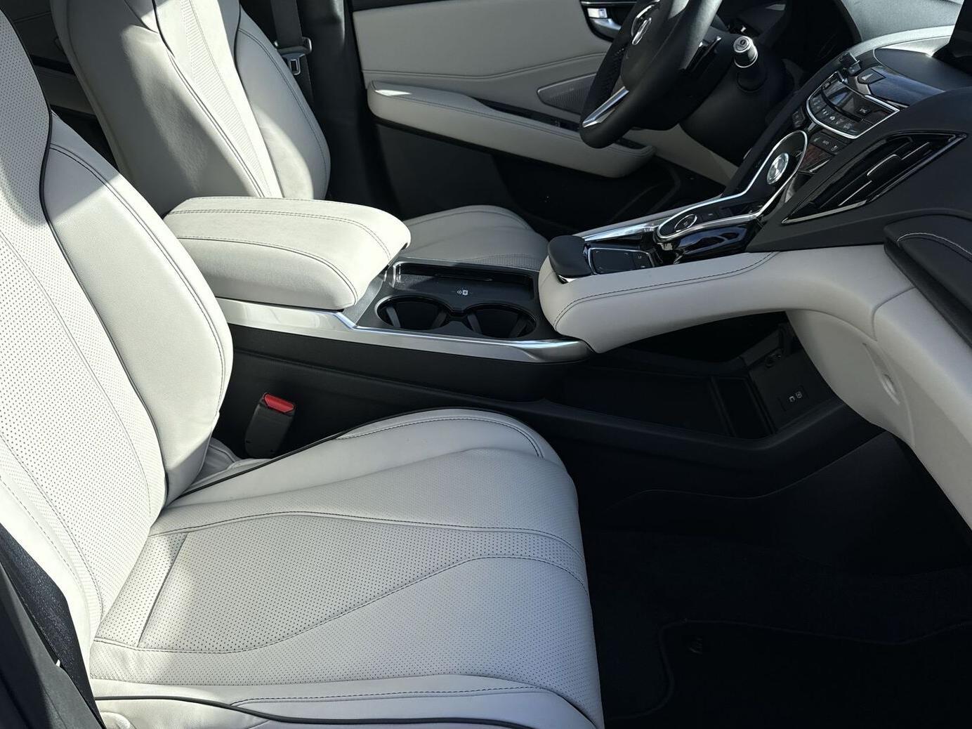 Thumbnail: 2026 Acura RDX - 20