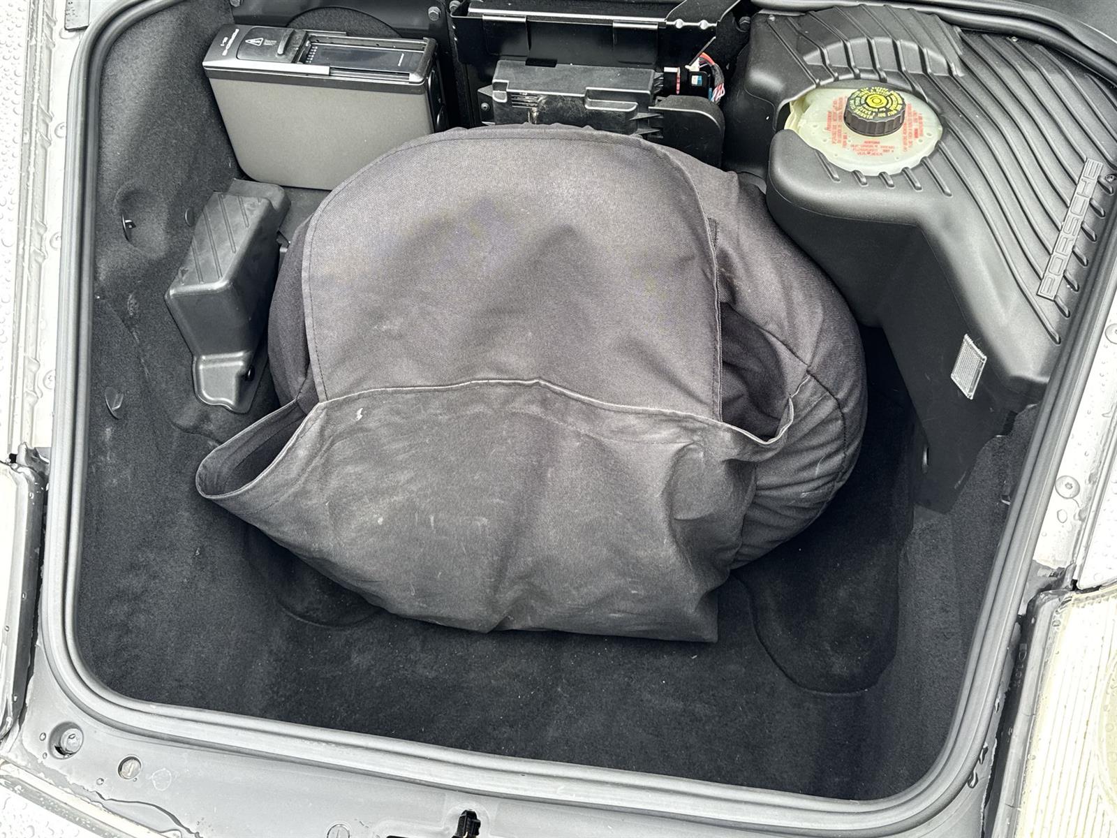 Thumbnail: 2002 Porsche 911 - 25