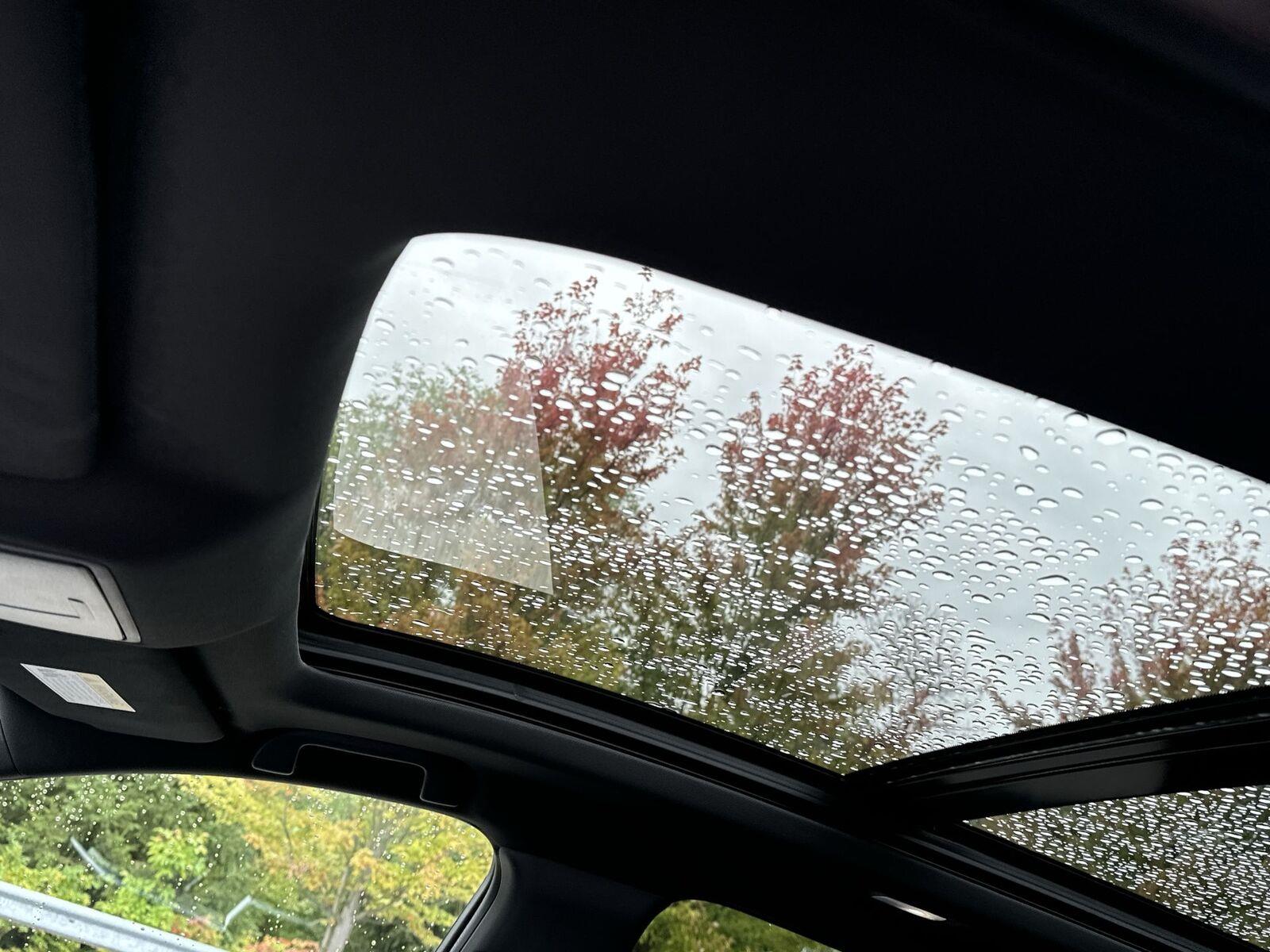 Thumbnail: 2026 Acura RDX - 14