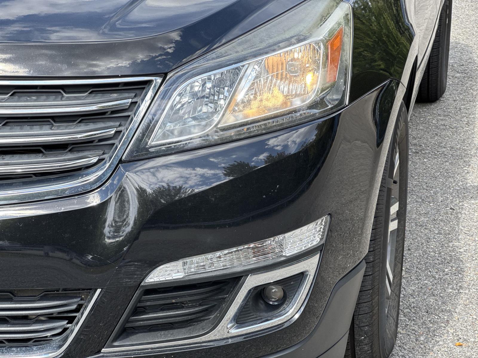 Thumbnail: 2017 Chevrolet Traverse - 9